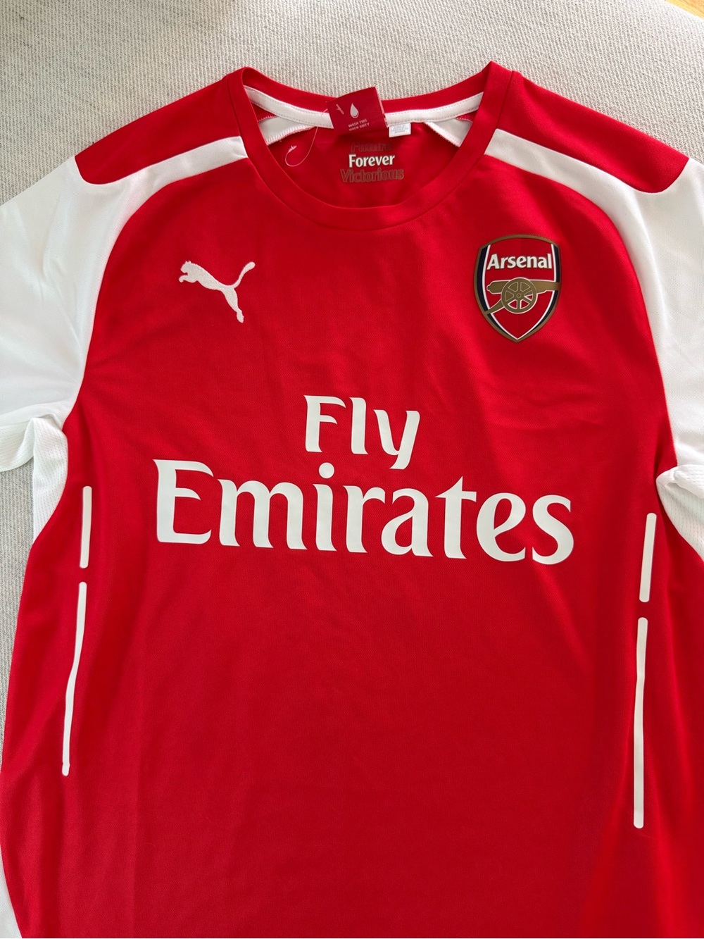 Arsenal Soccer  Jersey - Picture 2 of 7